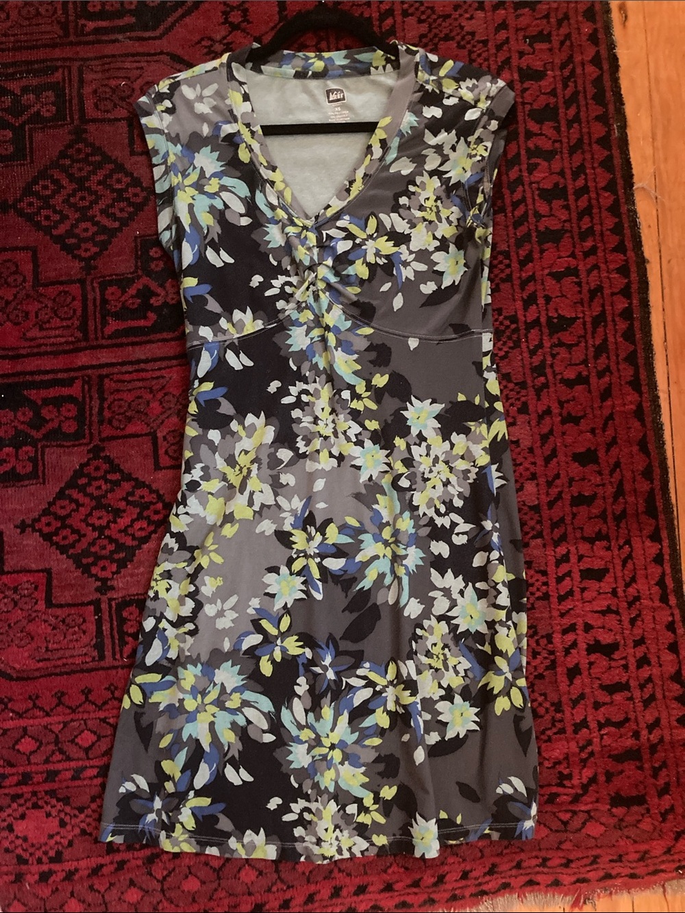 REI Floral V‑Neck Mini Dress with Blue & Pale Green Travel xs